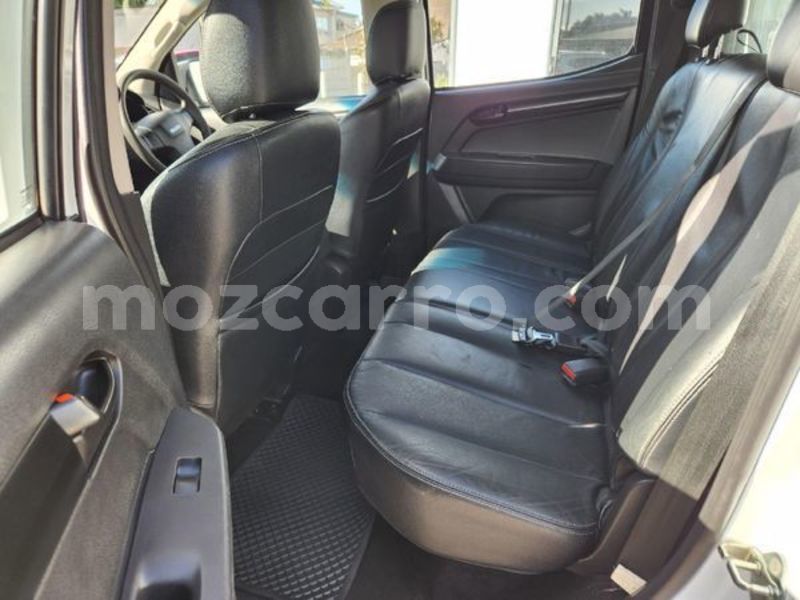 Big with watermark isuzu kb maputo maputo 39188