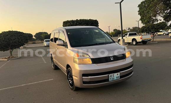 Comprar Usado Toyota Voxy Other Carro em Beira em Sofala Comprar Usado Toyota Voxy Other Carro em Beira em Sofala
