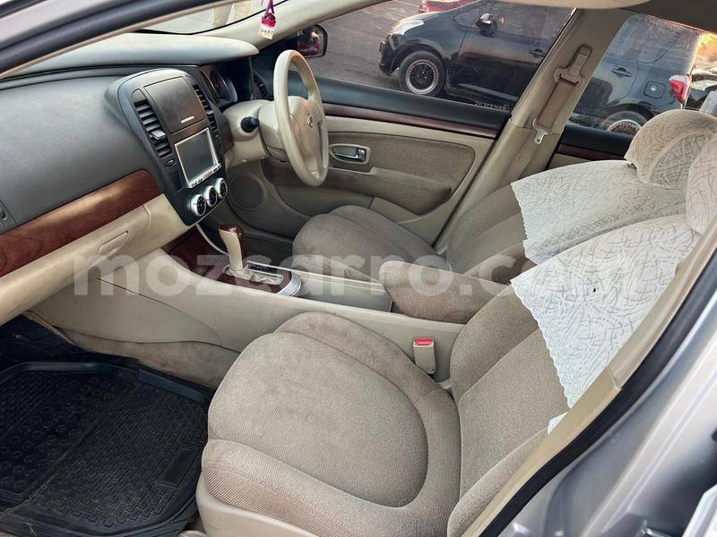 Big with watermark nissan bluebird sofala beira 39202