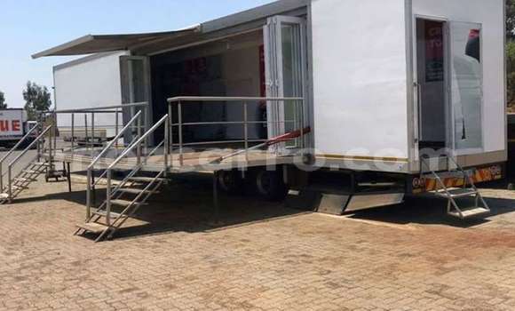 Comprar Usado Toyota Dyna Branco Caminhão em Maputo em Maputo Comprar Usado Toyota Dyna Branco Caminhão em Maputo em Maputo