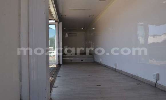 Comprar Usado Toyota Dyna Branco Caminhão em Maputo em Maputo Comprar Usado Toyota Dyna Branco Caminhão em Maputo em Maputo