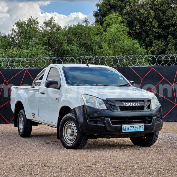 Big with watermark isuzu kb maputo maputo 39216