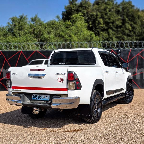 Big with watermark toyota hilux maputo maputo 39220