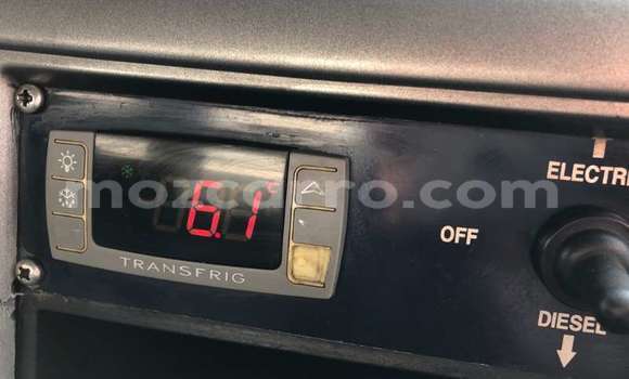 Comprar Usado Nissan UD Branco Caminhão em Maputo em Maputo Comprar Usado Nissan UD Branco Caminhão em Maputo em Maputo