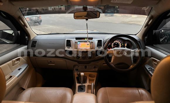 Tenga Tsaru Toyota Hilux Zvimwe Mota in Maputo in Maputo Tenga Tsaru Toyota Hilux Zvimwe Mota in Maputo in Maputo