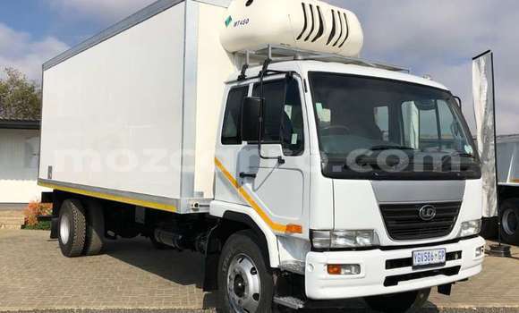 Comprar Usado Nissan UD Branco Caminhão em Maputo em Maputo Comprar Usado Nissan UD Branco Caminhão em Maputo em Maputo