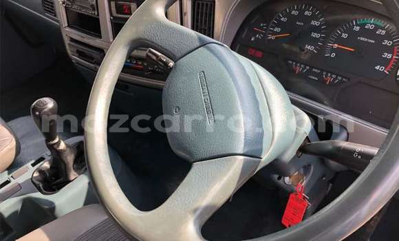 Comprar Usado Nissan UD Branco Caminhão em Maputo em Maputo Comprar Usado Nissan UD Branco Caminhão em Maputo em Maputo