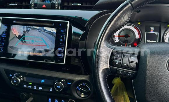 Buy Used Toyota Hilux Red Car in Maputo in Maputo Buy Used Toyota Hilux Red Car in Maputo in Maputo