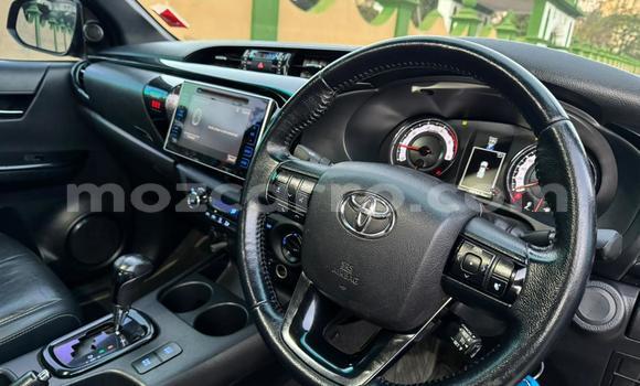 Buy Used Toyota Hilux Red Car in Maputo in Maputo Buy Used Toyota Hilux Red Car in Maputo in Maputo