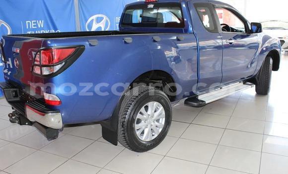 Comprar Usado Mazda BT-50 Azul Carro em Maputo em Maputo Comprar Usado Mazda BT-50 Azul Carro em Maputo em Maputo