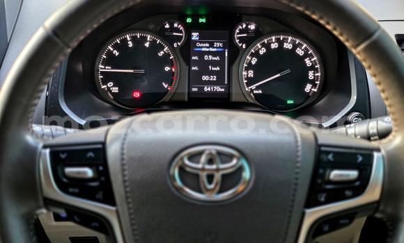Nunua Ilio tumika Toyota Land Cruiser Prado Nyeupe Gari ndani ya Maputo nchini Maputo Nunua Ilio tumika Toyota Land Cruiser Prado Nyeupe Gari ndani ya Maputo nchini Maputo
