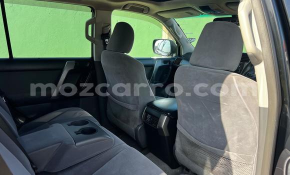 Nunua Ilio tumika Toyota Land Cruiser Prado Nyeusi Gari ndani ya Maputo nchini Maputo Nunua Ilio tumika Toyota Land Cruiser Prado Nyeusi Gari ndani ya Maputo nchini Maputo