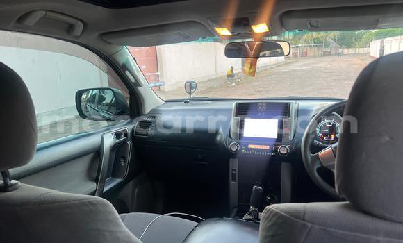 Nunua Ilio tumika Toyota Land Cruiser Prado Nyeusi Gari ndani ya Maputo nchini Maputo Nunua Ilio tumika Toyota Land Cruiser Prado Nyeusi Gari ndani ya Maputo nchini Maputo