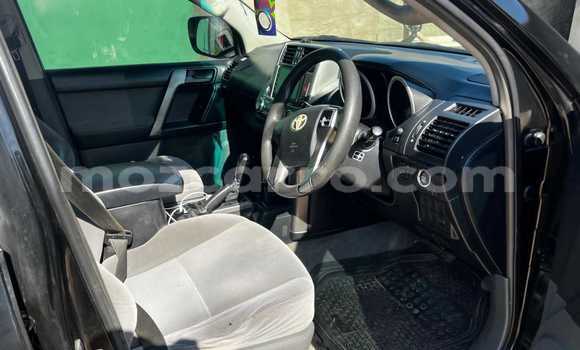 Nunua Ilio tumika Toyota Land Cruiser Prado Nyeusi Gari ndani ya Maputo nchini Maputo Nunua Ilio tumika Toyota Land Cruiser Prado Nyeusi Gari ndani ya Maputo nchini Maputo