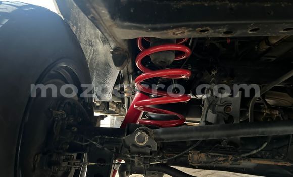 Nunua Ilio tumika Toyota Land Cruiser Nyingine Gari ndani ya Maputo nchini Maputo Nunua Ilio tumika Toyota Land Cruiser Nyingine Gari ndani ya Maputo nchini Maputo