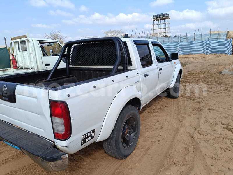 Big with watermark nissan hardbody maputo maputo 39276