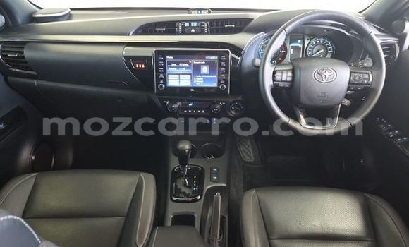 Comprar Usado Toyota Hilux Branco Carro em Maputo em Maputo Comprar Usado Toyota Hilux Branco Carro em Maputo em Maputo