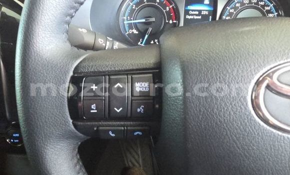 Comprar Usado Toyota Hilux Branco Carro em Maputo em Maputo Comprar Usado Toyota Hilux Branco Carro em Maputo em Maputo