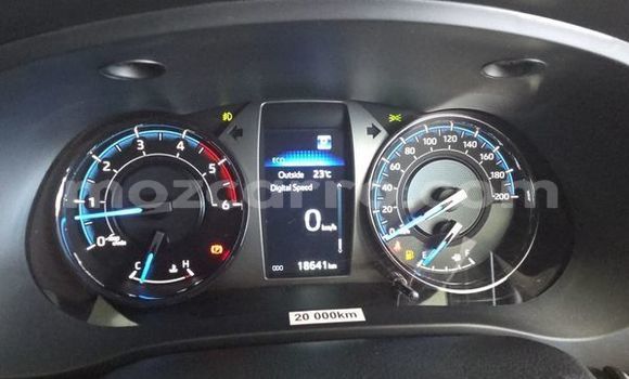 Comprar Usado Toyota Hilux Branco Carro em Maputo em Maputo Comprar Usado Toyota Hilux Branco Carro em Maputo em Maputo