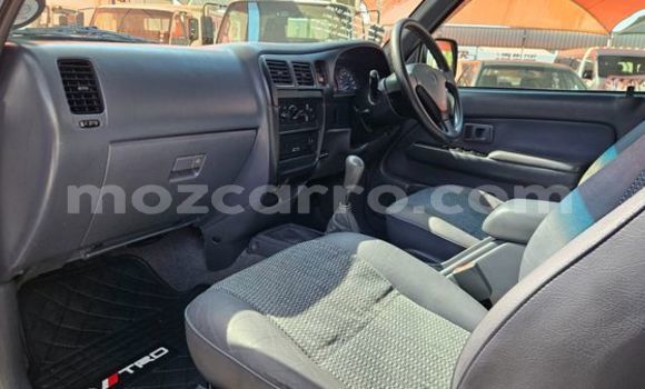 Buy Used Toyota Hilux White Car in Maputo in Maputo Buy Used Toyota Hilux White Car in Maputo in Maputo