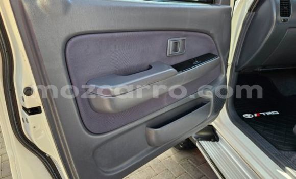 Buy Used Toyota Hilux White Car in Maputo in Maputo Buy Used Toyota Hilux White Car in Maputo in Maputo
