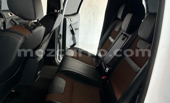 Nunua Ilio tumika Ford Ranger Nyeupe Gari ndani ya Maputo nchini Maputo Nunua Ilio tumika Ford Ranger Nyeupe Gari ndani ya Maputo nchini Maputo