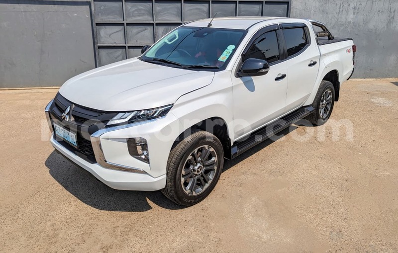 Big with watermark mitsubishi triton maputo maputo 39289