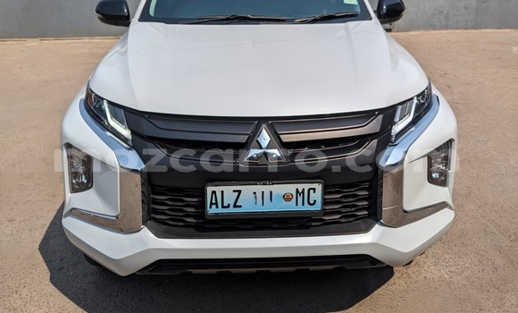 Tenga Tsaru Mitsubishi Triton Chena Mota in Maputo in Maputo Tenga Tsaru Mitsubishi Triton Chena Mota in Maputo in Maputo