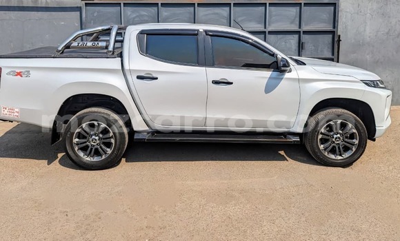 Tenga Tsaru Mitsubishi Triton Chena Mota in Maputo in Maputo Tenga Tsaru Mitsubishi Triton Chena Mota in Maputo in Maputo