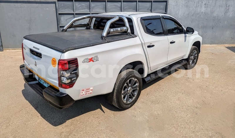Big with watermark mitsubishi triton maputo maputo 39289