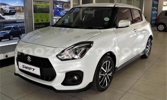 Comprar Usado Suzuki Swift Branco Carro em Maputo em Maputo