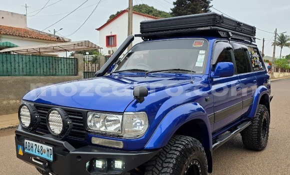 Comprar Usado Toyota Land Cruiser Azul Carro em Maputo em Maputo Comprar Usado Toyota Land Cruiser Azul Carro em Maputo em Maputo
