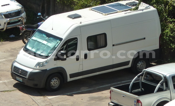 Buy Used Fiat X 1/9 White Car in Maputo in Maputo