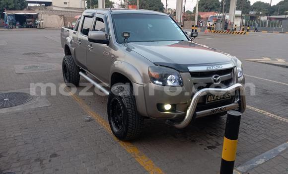 Tenga Tsaru Mazda BT-50 Zvimwe Mota in Maputo in Maputo