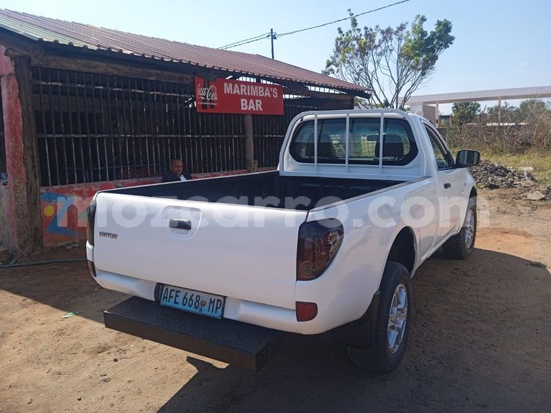Big with watermark mitsubishi triton maputo maputo 39318