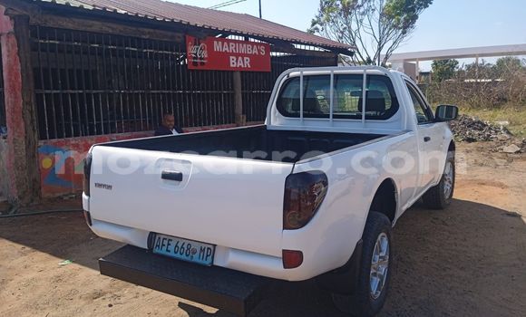 Nunua Ilio tumika Mitsubishi Triton Nyeupe Gari ndani ya Maputo nchini Maputo Nunua Ilio tumika Mitsubishi Triton Nyeupe Gari ndani ya Maputo nchini Maputo