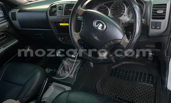 Tenga Tsaru Isuzu KB Chena Mota in Maputo in Maputo Tenga Tsaru Isuzu KB Chena Mota in Maputo in Maputo