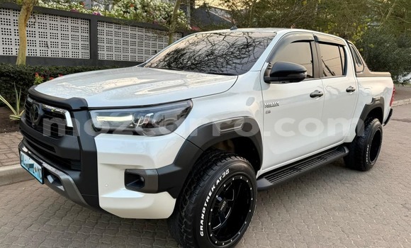 Tenga Itsva Toyota Hilux Chena Mota in Maputo in Maputo Tenga Itsva Toyota Hilux Chena Mota in Maputo in Maputo