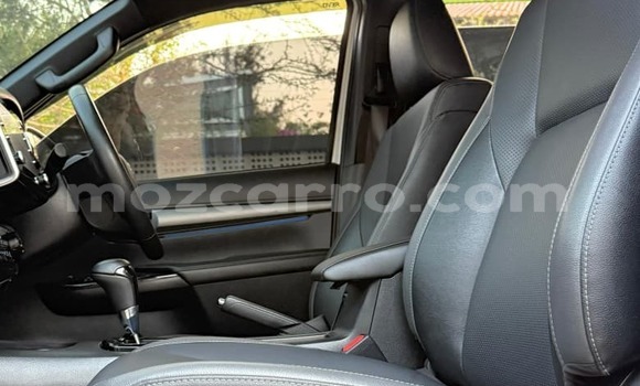Nunua Mpya Toyota Hilux Nyeupe Gari ndani ya Maputo nchini Maputo Nunua Mpya Toyota Hilux Nyeupe Gari ndani ya Maputo nchini Maputo