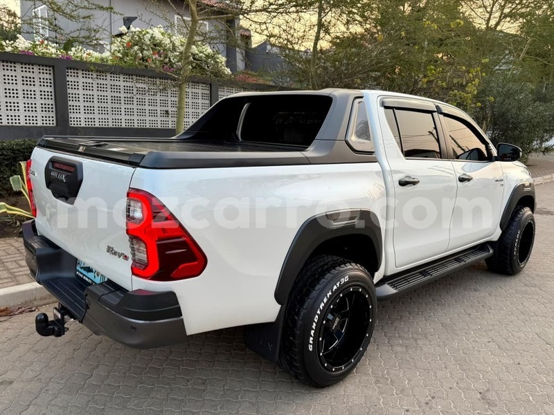 Big with watermark toyota hilux maputo maputo 39324