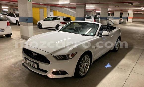 Comprar Usado Ford Mustang Branco Carro em Maputo em Maputo Comprar Usado Ford Mustang Branco Carro em Maputo em Maputo