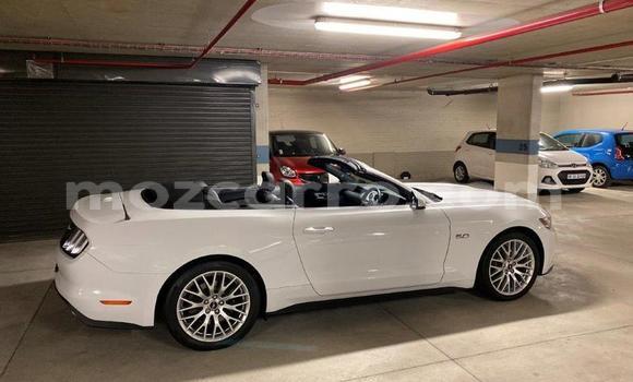Comprar Usado Ford Mustang Branco Carro em Maputo em Maputo Comprar Usado Ford Mustang Branco Carro em Maputo em Maputo