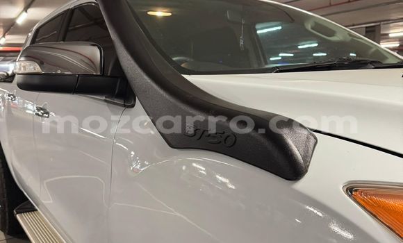Nunua Ilio tumika Mazda BT-50 Nyeupe Gari ndani ya Maputo nchini Maputo Nunua Ilio tumika Mazda BT-50 Nyeupe Gari ndani ya Maputo nchini Maputo