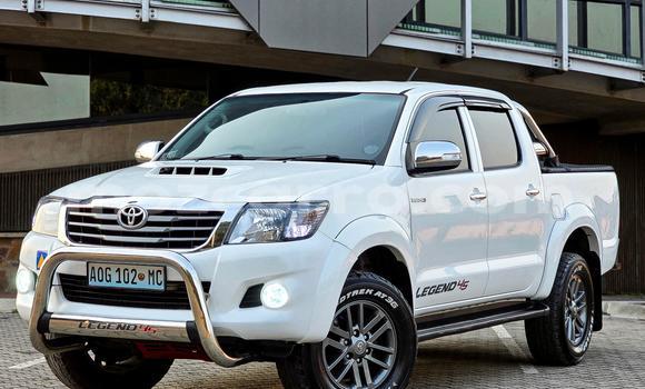 Buy Used Toyota Hilux White Car in Maputo in Maputo Buy Used Toyota Hilux White Car in Maputo in Maputo