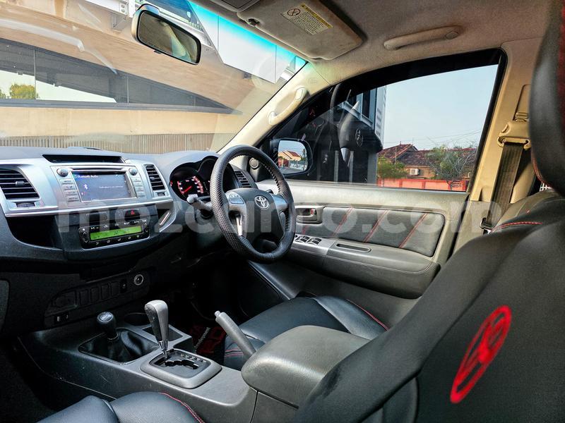 Big with watermark toyota hilux maputo maputo 39354