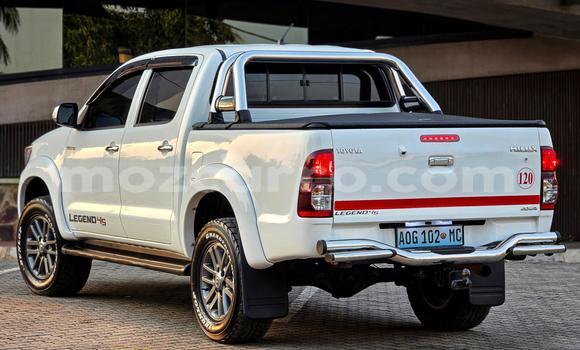 Tenga Tsaru Toyota Hilux Chena Mota in Maputo in Maputo Tenga Tsaru Toyota Hilux Chena Mota in Maputo in Maputo
