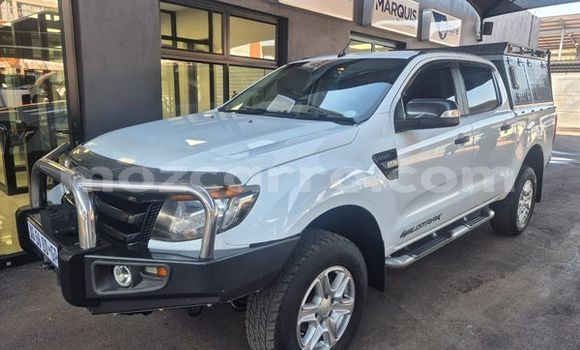 Nunua Ilio tumika Ford Ranger Nyeupe Gari ndani ya Maputo nchini Maputo