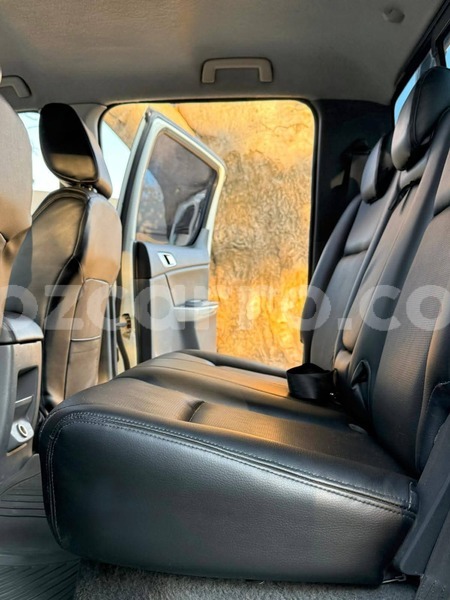 Big with watermark mazda bt 50 maputo maputo 39360