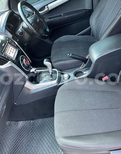 Big with watermark isuzu d max maputo maputo 39370