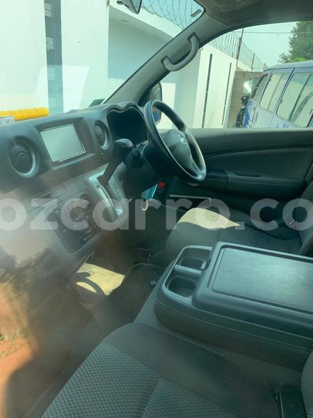 Big with watermark nissan caravan maputo maputo 39371